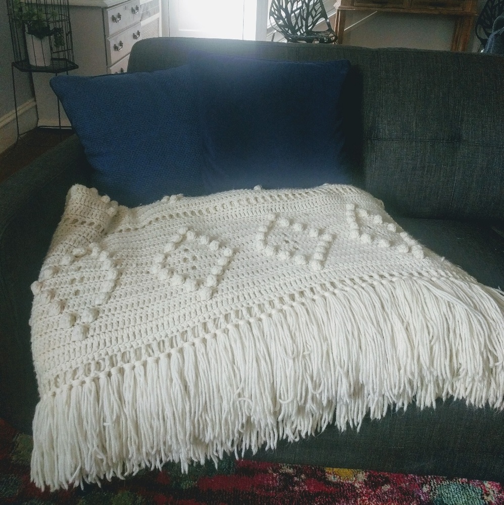 Large vintage chunky knitted throw blanket diamond